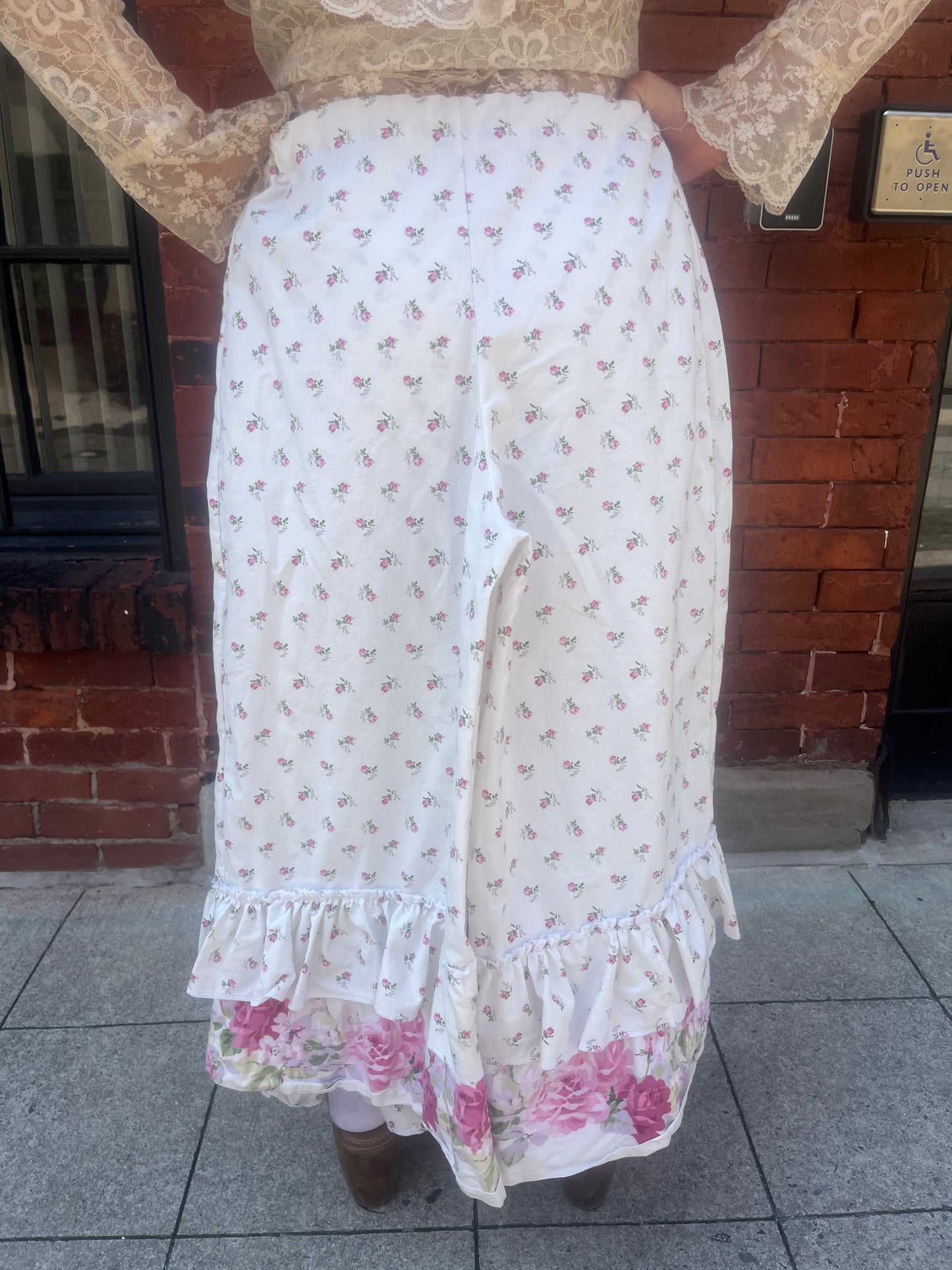 Dainty Floral Bloomer Pants