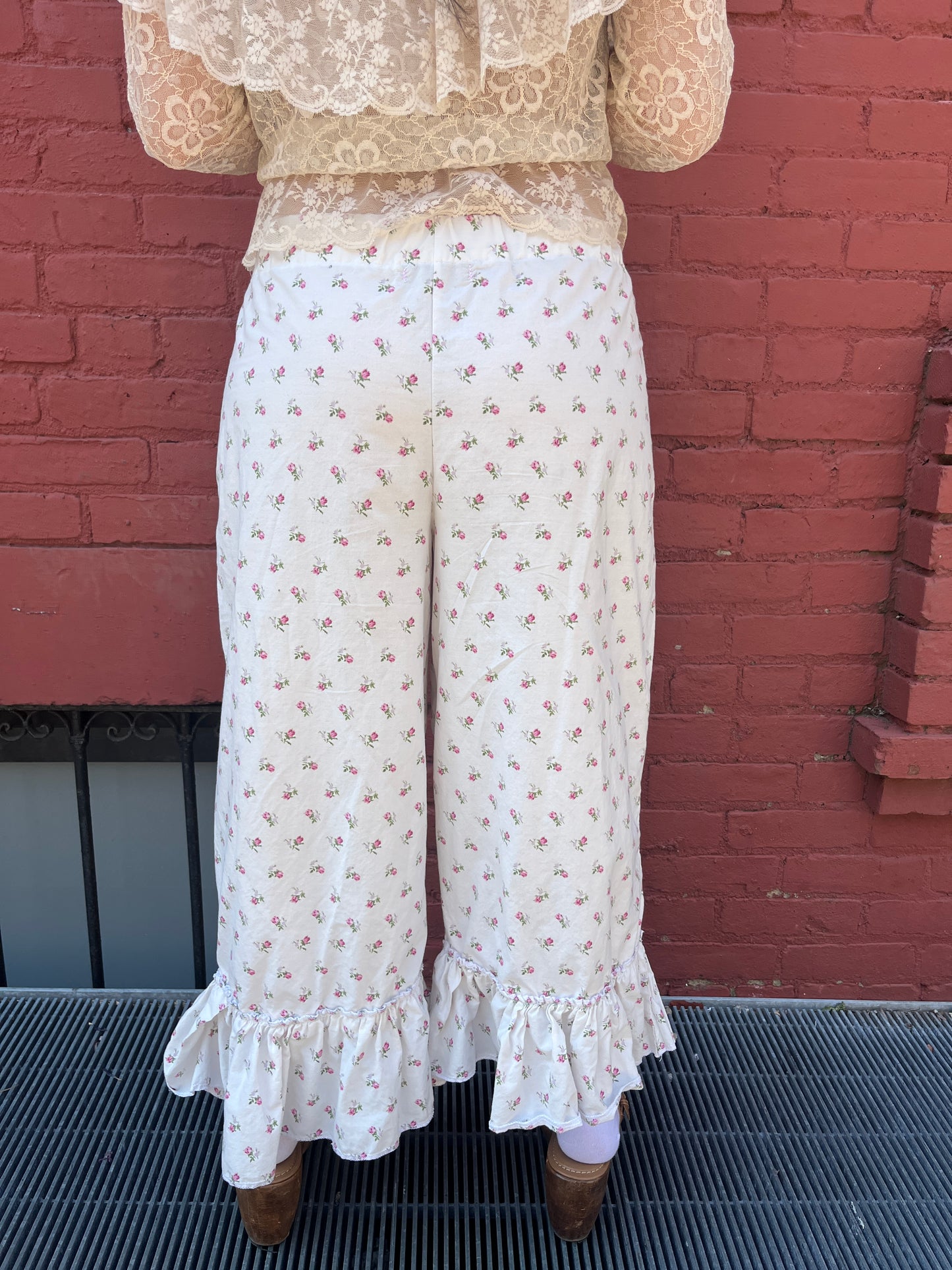 Dainty Floral Bloomer Pants